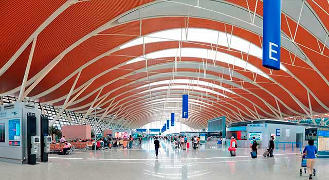 There are two terminals in Shanghai Pudong Airport.